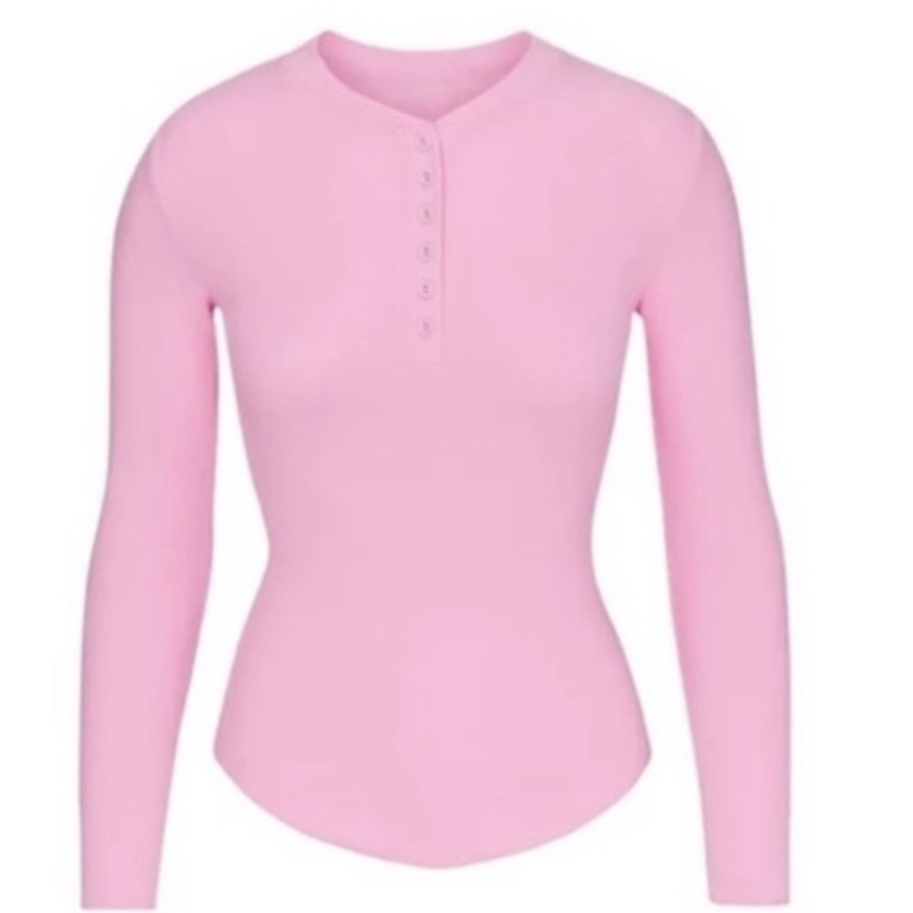 NWOT Long Sleeve Skims Top